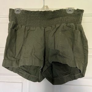 Old Navy maternity linen shorts